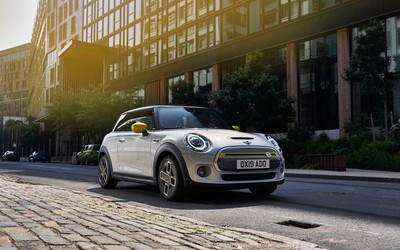 MINI Cooper SE續(xù)航測(cè)試 110碼定速續(xù)航近180公里