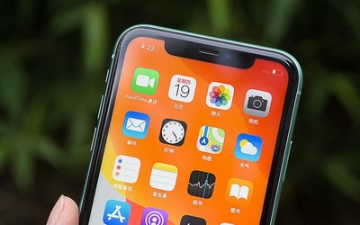 iPhone 12系列機模曝光長相像錘子？羅永浩這樣回應(yīng)